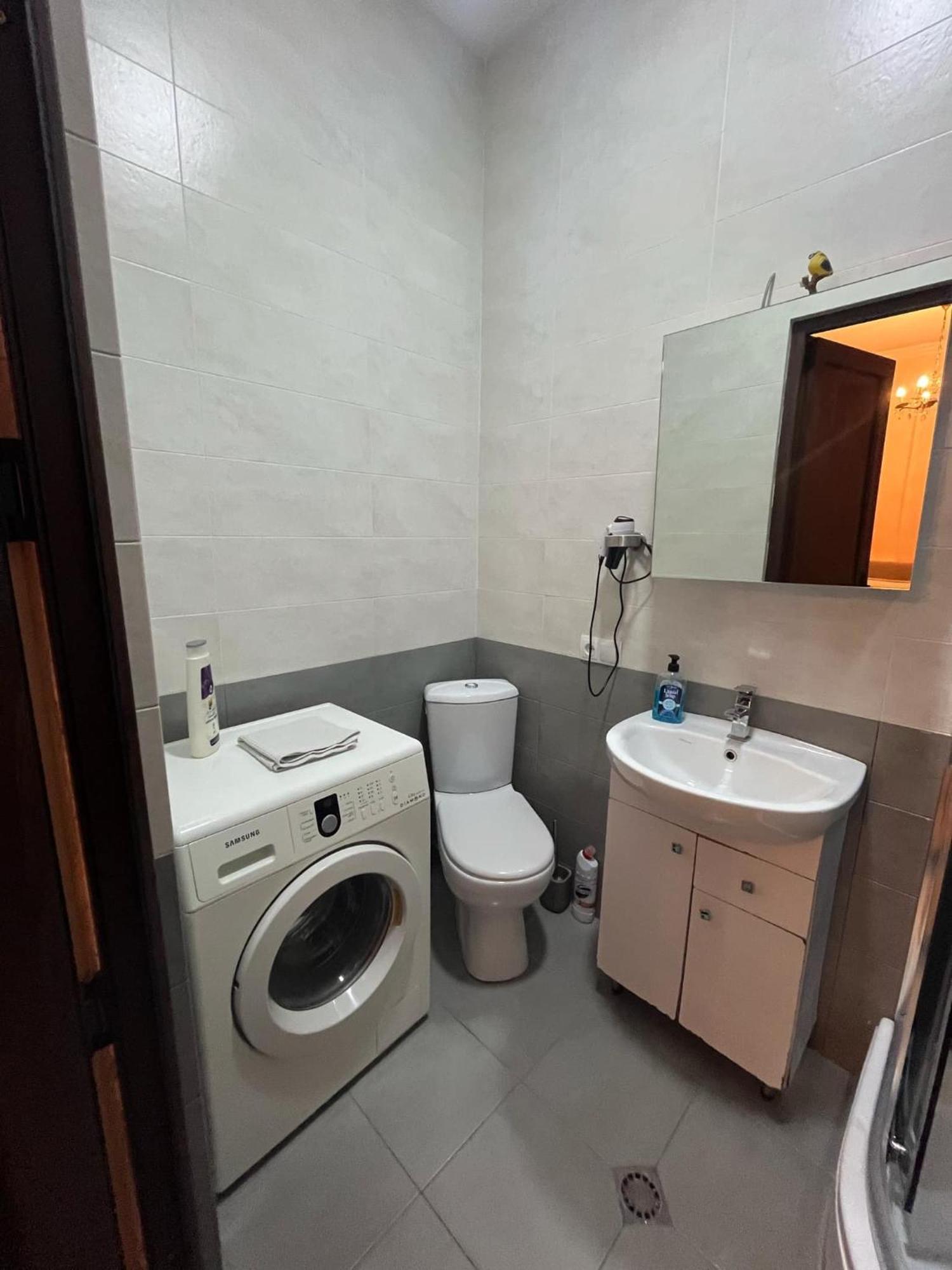 Vake Apartment Tbilisi Bagian luar foto